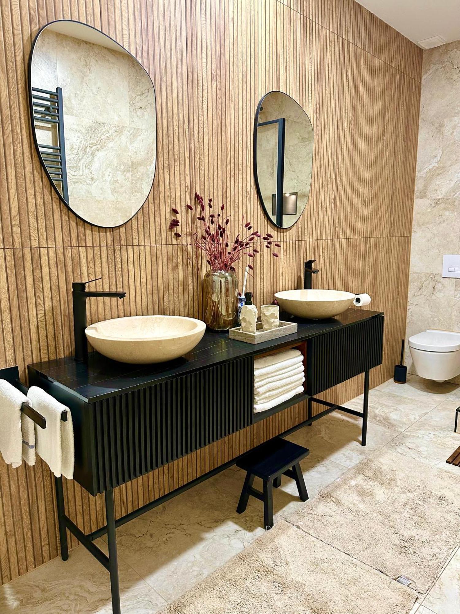 Sanierte 5 Zimmer Luxus Standard Apartment Auf 350Qm Amburgo Esterno foto