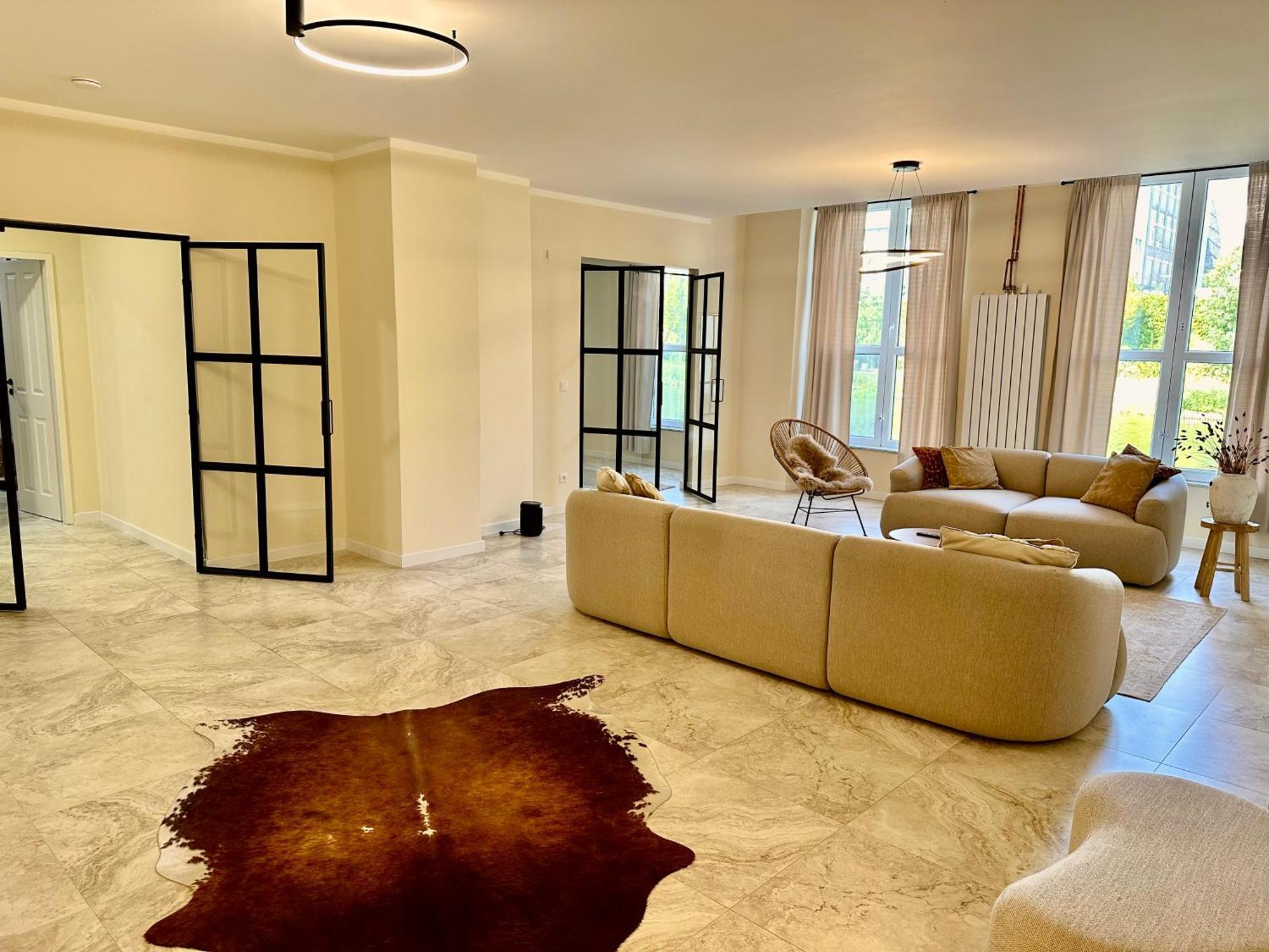 Sanierte 5 Zimmer Luxus Standard Apartment Auf 350Qm Amburgo Esterno foto
